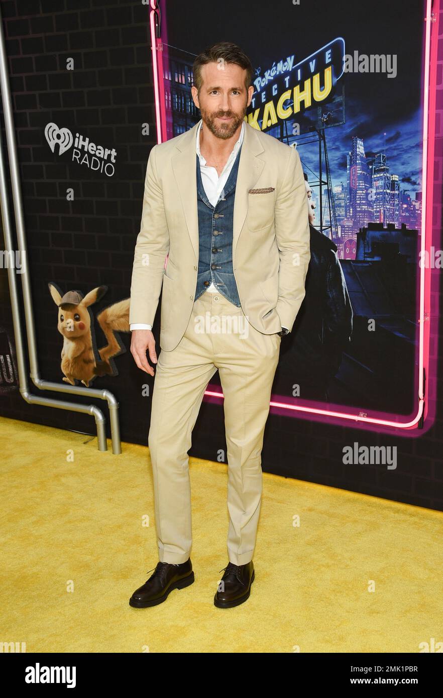 Actor Ryan Reynolds attends the premiere of 