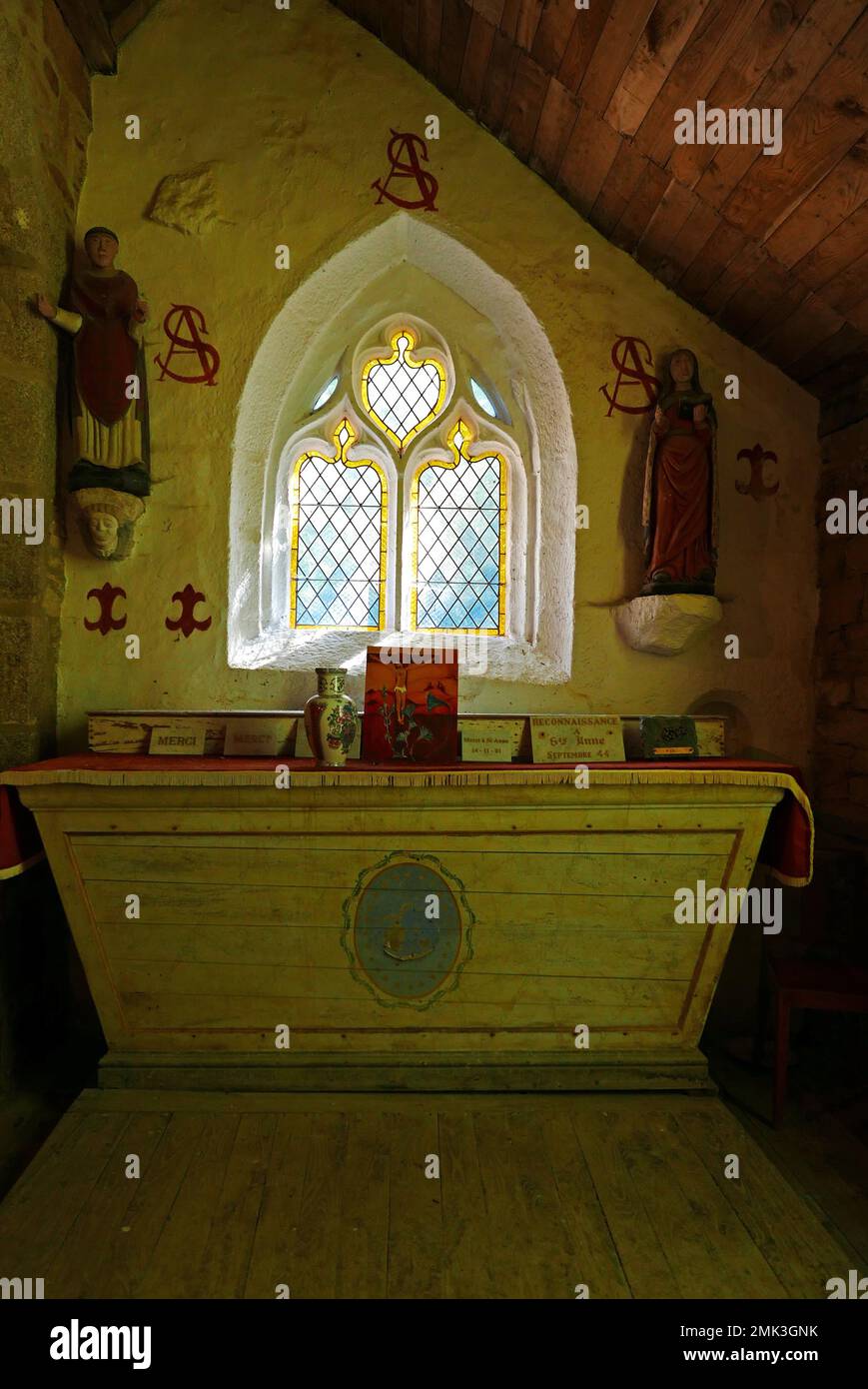 Chapelle de NotreDame de Tremalo, Christ jaune de Gaugin, PontAven