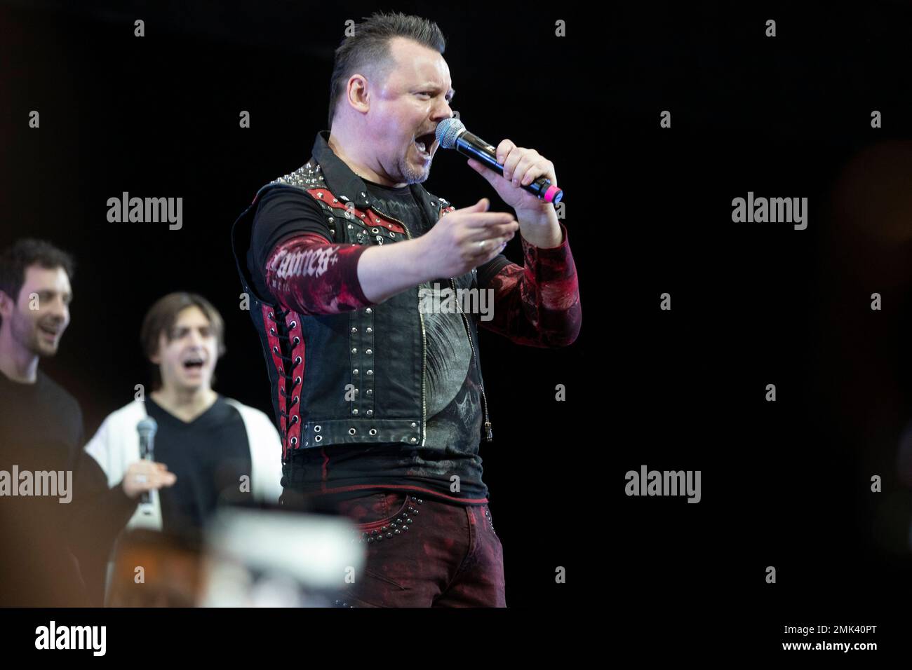 Second vocalist hi-res stock photography and images - Alamy