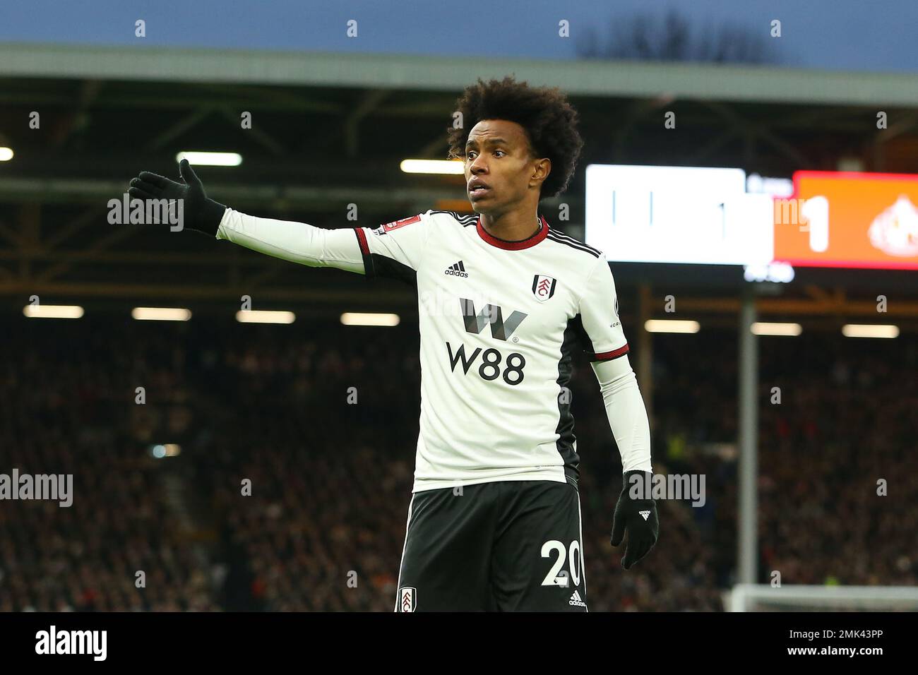 Craven Cottage, Fulham, London, UK. 28th Jan, 2023. FA Cup Football, Fulham versus Sunderland; Willian of Fulham Credit: Action Plus Sports/Alamy Live News Stock Photo