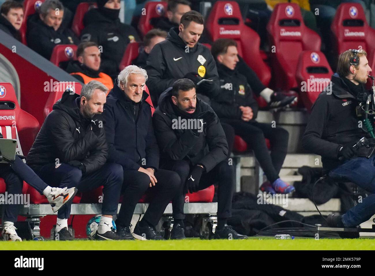 EINDHOVEN, NETHERLANDS - JANUARY 28: Andre Ooijer of PSV, Fred Rutten ...