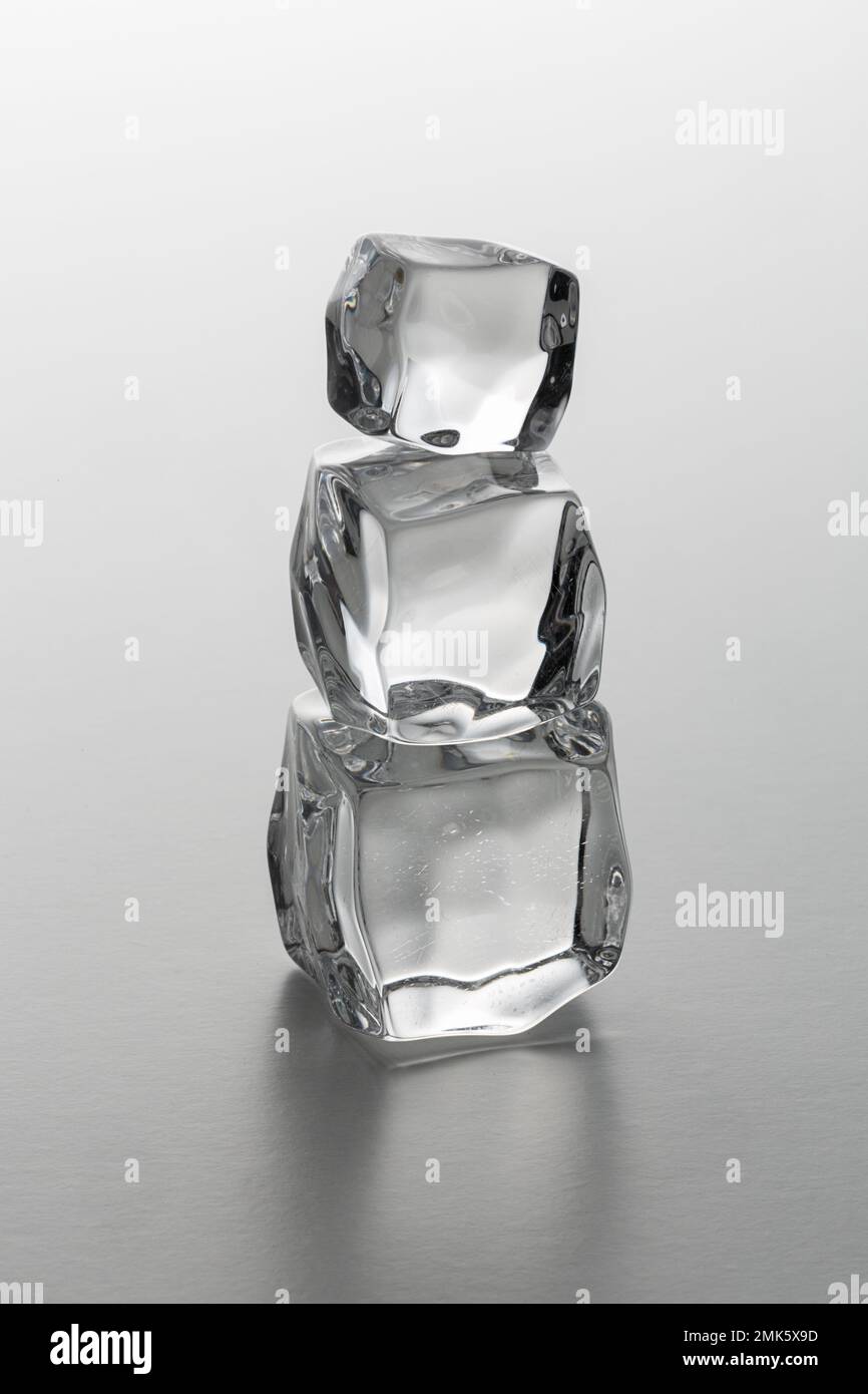 stack of ice cubes Stock Photo - Alamy