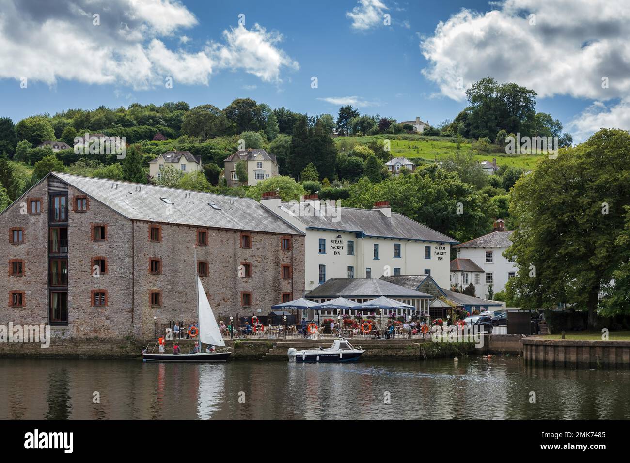 View Of The Steam Packet Inn In Totnes Stock Photo Alamy view-of-the-steam-packet-inn-in-totnes-stock-photo-alamy
