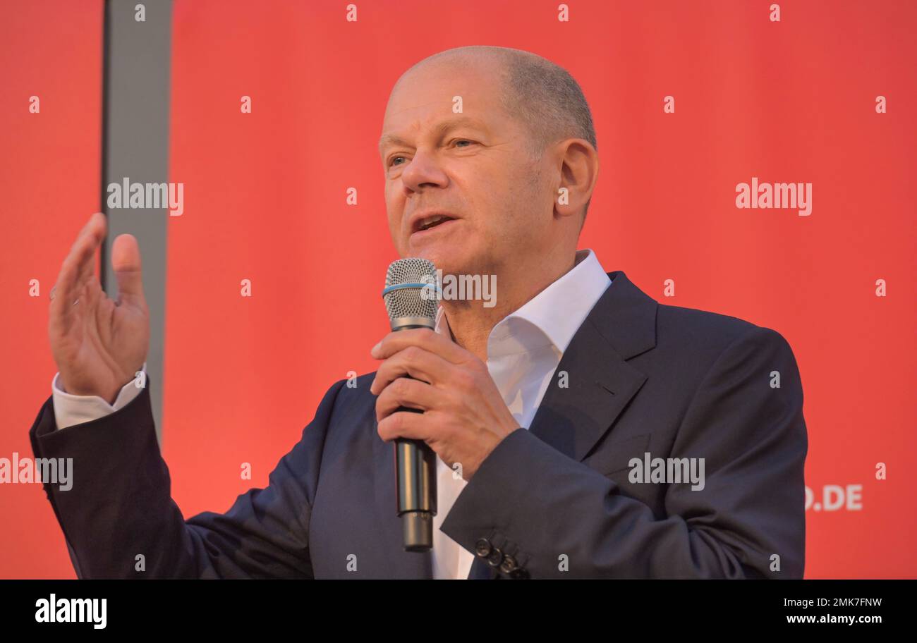 03. 09. 2021. Olaf Scholz, SPD election campaign event. Wirtshaus Zenner, Treptower Park, Treptow, Berlin, Germany Stock Photo