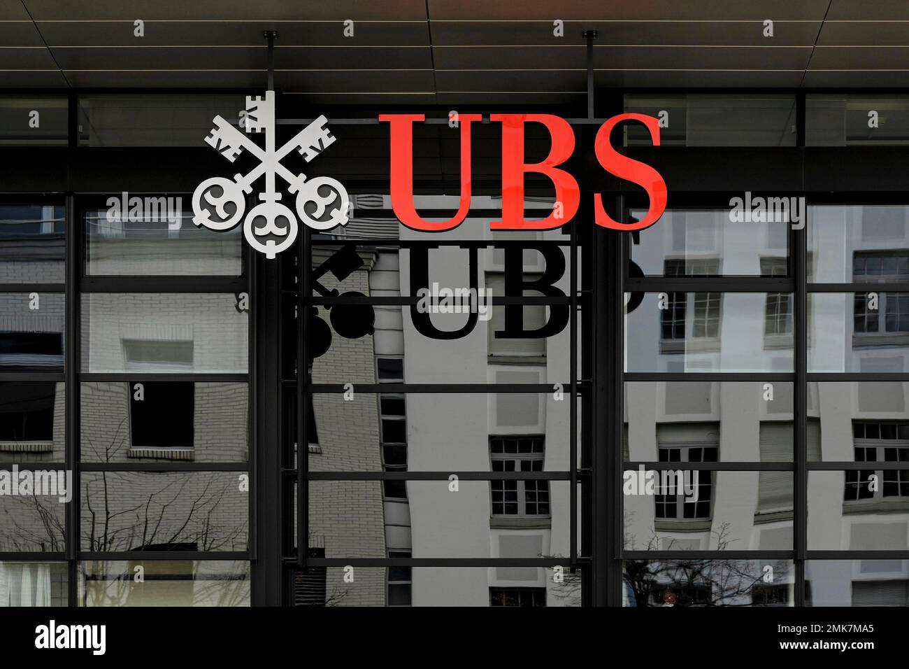 Bank brand logo hi-res stock photography and images - Alamy