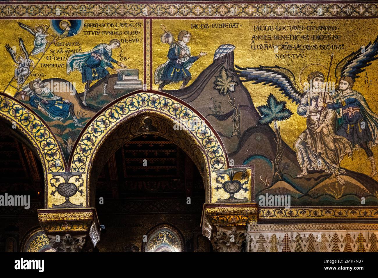 Jacobs Ladder or Ladder to Heaven, Byzantine gold-ground mosaics, Monreale Cathedral, Santa Maria Nuova, Sicily, Monreale, Sicily, Italy Stock Photo