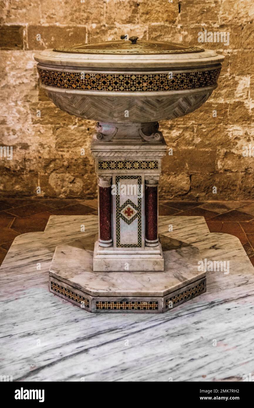 Elaborate decorations in the Baptistery, Norman Palace with the Cappella Palatina, Palermo, Sicily, Palermo, Sicily, Italy Stock Photo