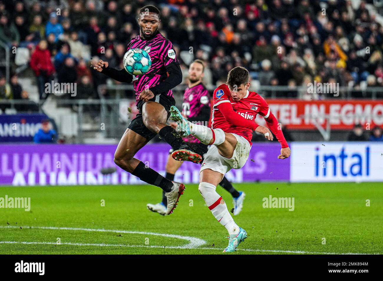 ALKMAAR - (lr) Modibo Sagnan of FC Utrecht, Milos Kerkez of AZ Alkmaar