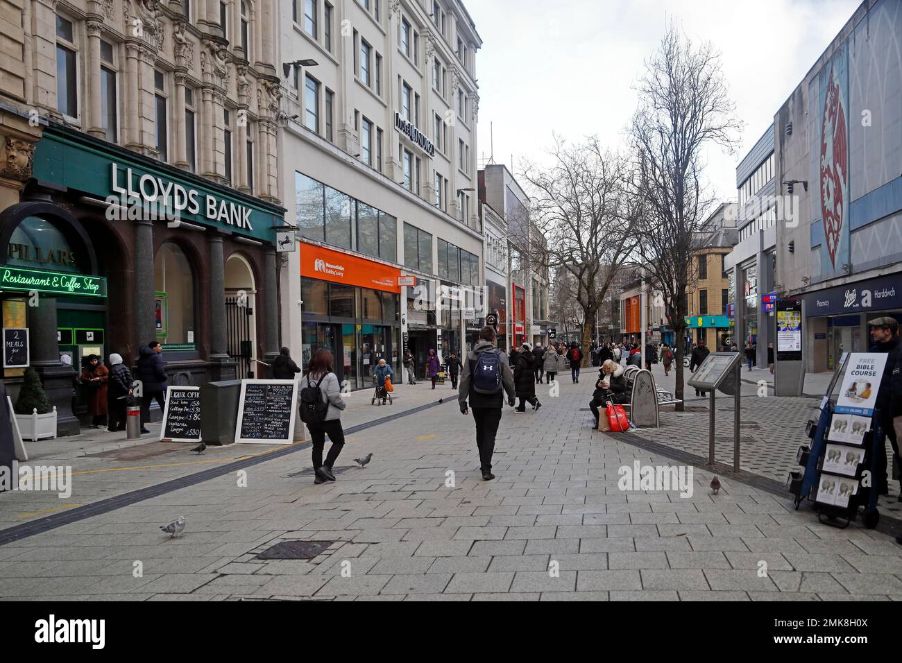 Queen Street pedestrian precinct, shops, banks and restaurants, Cardiff