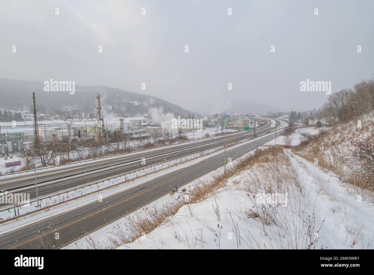 Winter valley town highway cars transport copy space backgrounds
