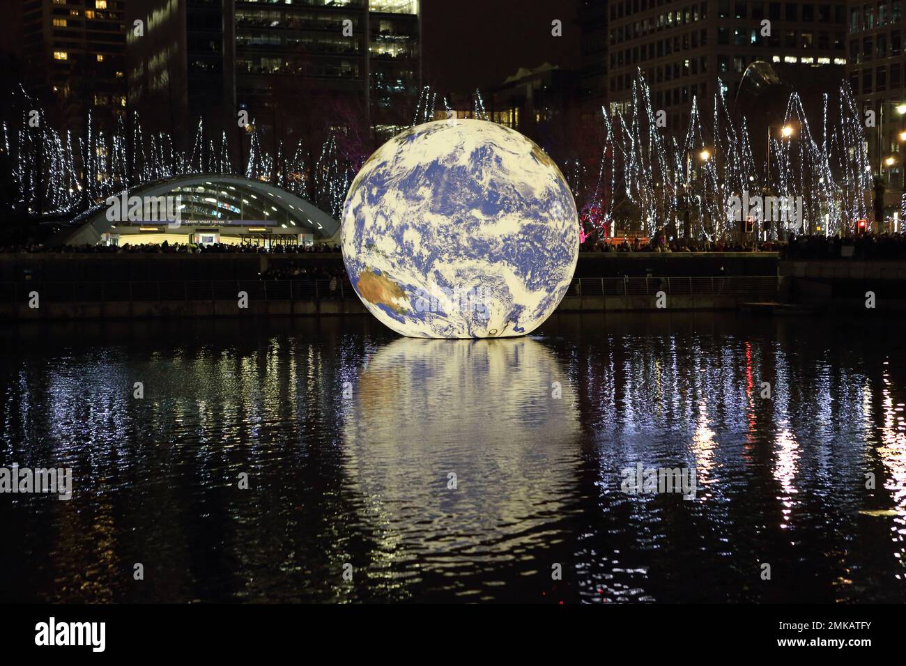 Canary Wharf Winter Lights 2023 Stock Photo Alamy