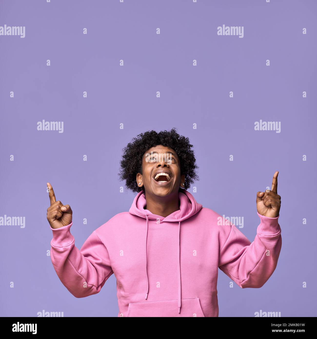 Guy pointing up hi-res stock photography and images - Alamy