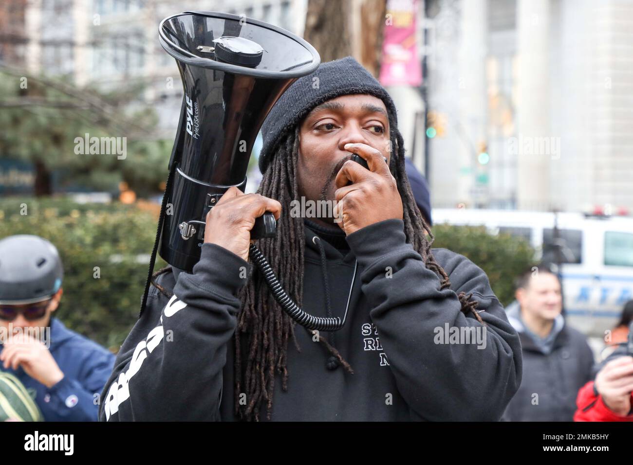 Cyclists denouncing police violence after the release of a video showing Memphis police killing Tyre Nichols. The act is part of a series of protests across the country in Union Square on the island of Manhattan in New York in the United States this Saturday, 28. Credit: Brazil Photo Press/Alamy Live News Stock Photo