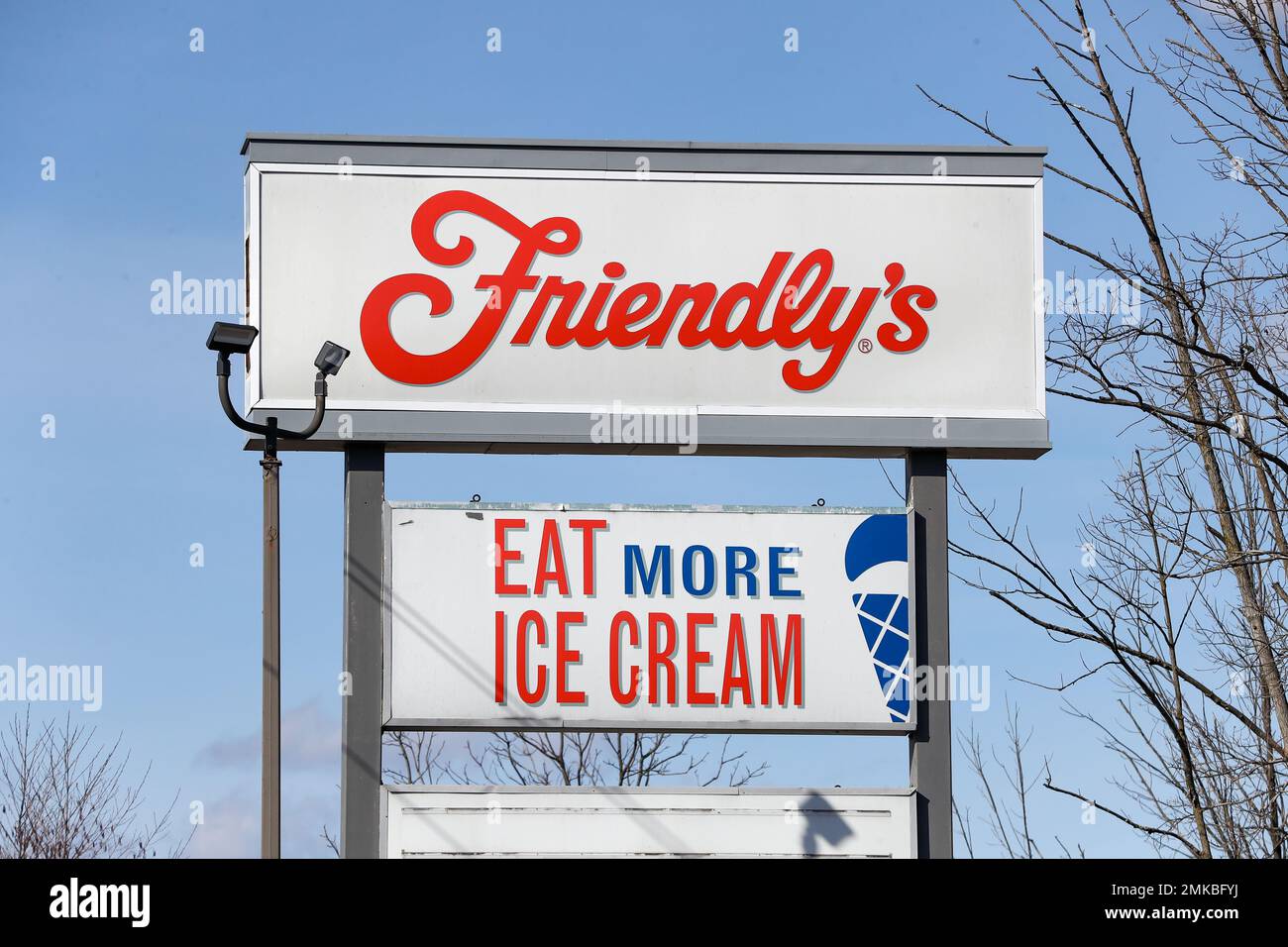 Friendlys hi res stock photography and images Alamy