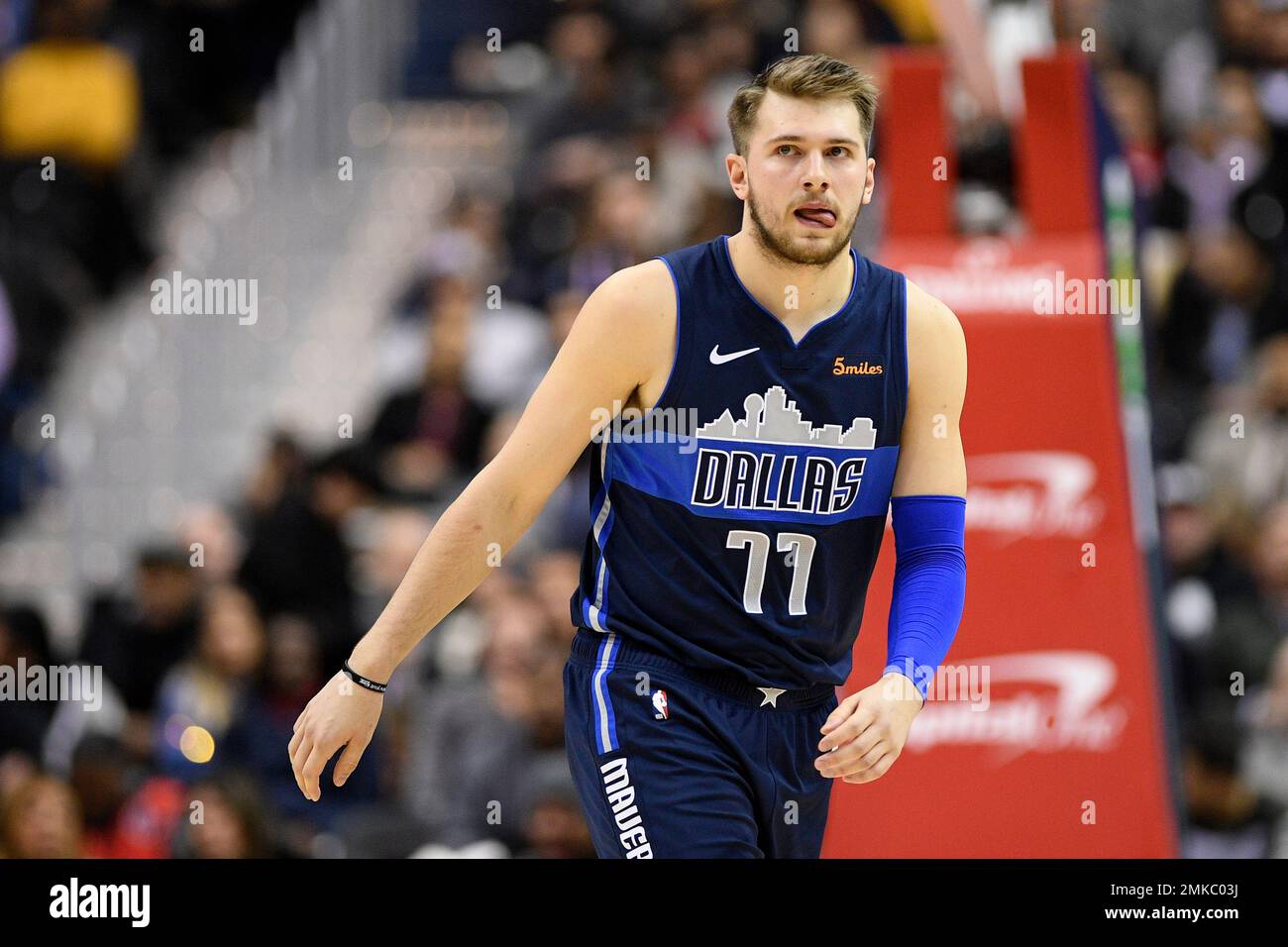Dallas Mavericks forward Luka Doncic (77) stands on the court during ...
