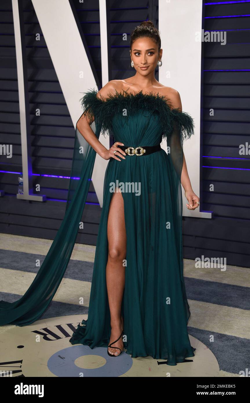 Shay Mitchell arrives at the Vanity Fair Oscar Party on Sunday, Feb. 24 ...