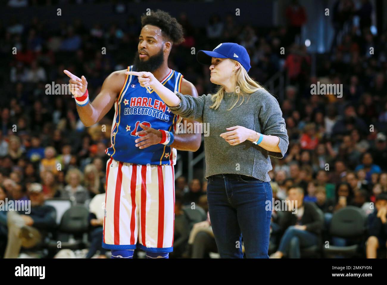 Reese Witherspoon attends The Harlem Globetrotters game at Staples