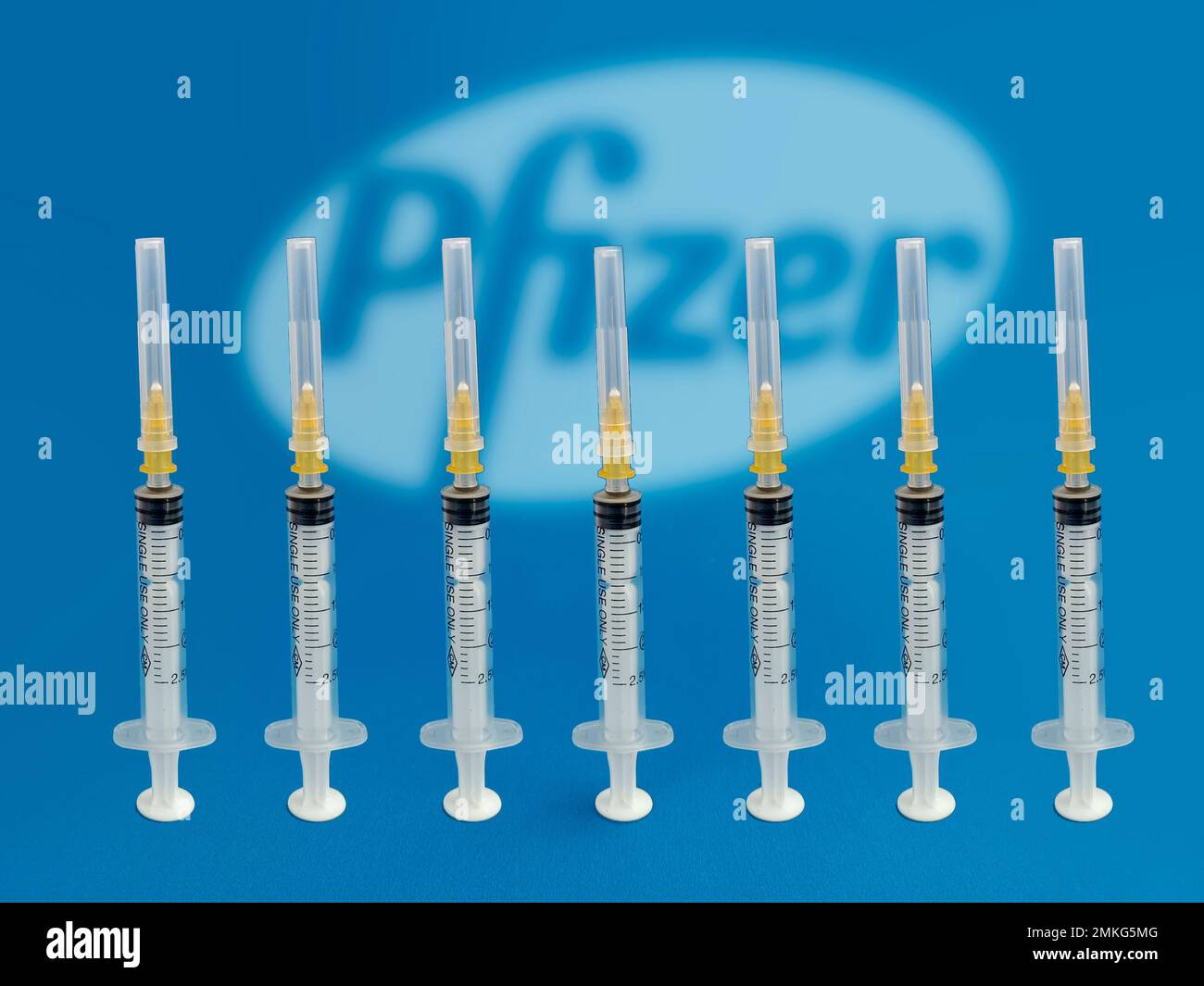 SUQIAN, CHINA - JANUARY 29, 2023 - Illustration: Pfizer Inc., Suqian, Jiangsu Province, China, January 29, 2023. Pfizer, which developed its own virus Stock Photo
