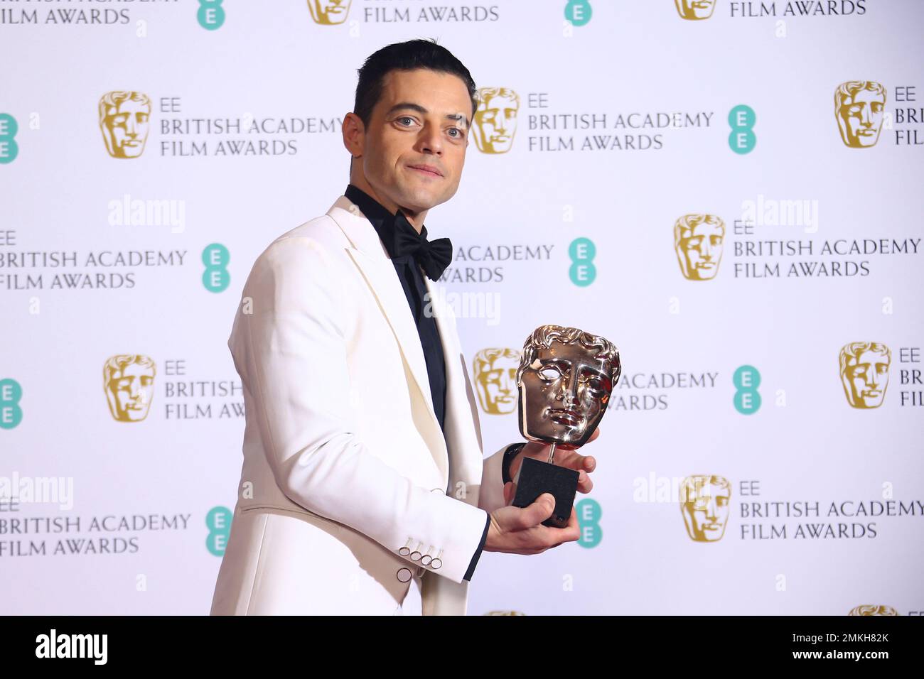 Rami Malek Wins Best Actor at BAFTAs 2019!