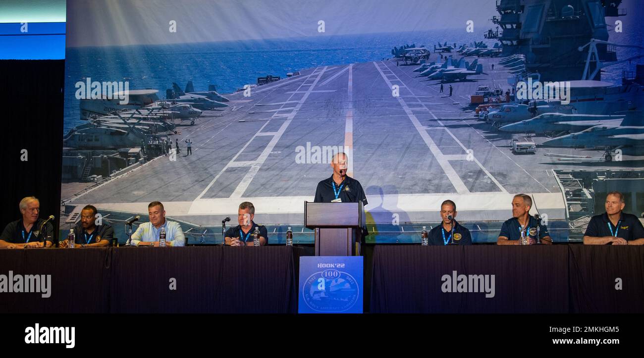 RENO, Nev. (09 Sept. 2022) Vice Adm. Whitesell, Commander