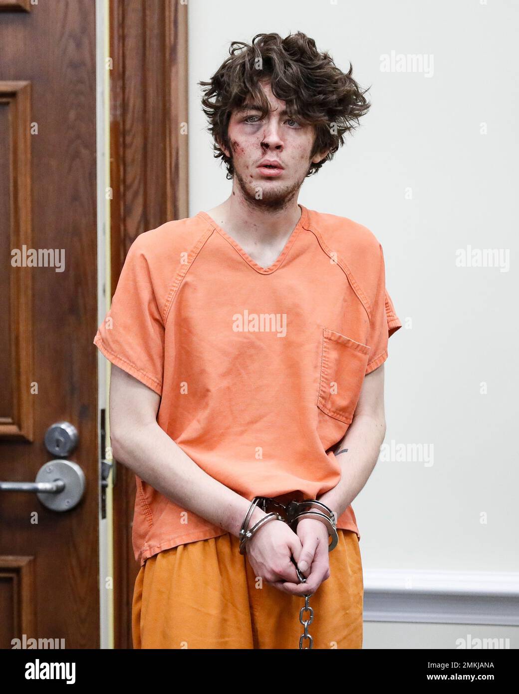 Suspect Wade Edward Winn appears before Judge Kevin T. Miles at