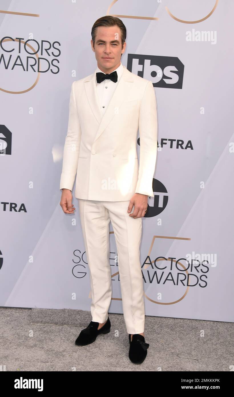 Chris Pine arrives at the 25th annual Screen Actors Guild Awards at the ...