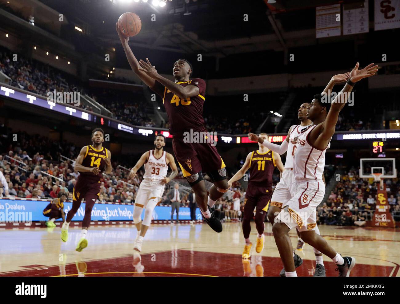 Arizona State forward Zylan Cheatham (45) drives to the basket against