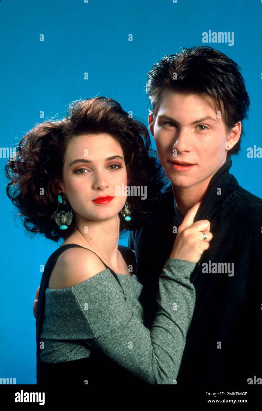 WINONA RYDER and CHRISTIAN SLATER in HEATHERS (1989), directed by MICHAEL LEHMANN. Credit: CINEMARQUE-NEW WORLD / Album Stock Photo