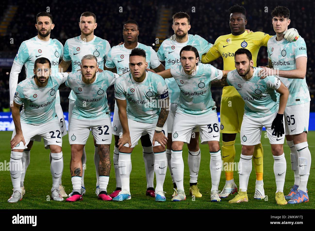 Turin, Italy. 20 May 2022. Players of Torino FC pose for a team photo prior  to the Serie A football match between Torino FC and AS Roma. Credit: Nicolò  Campo/Alamy Live News