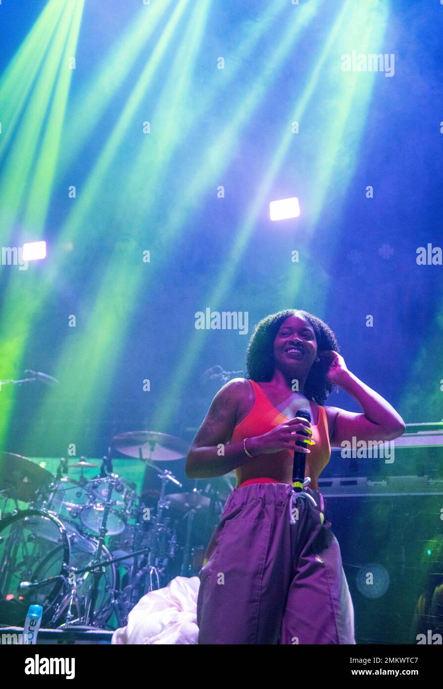 Ari Lennox performs on stage at the Tabernacle on Saturday, Dec. 22