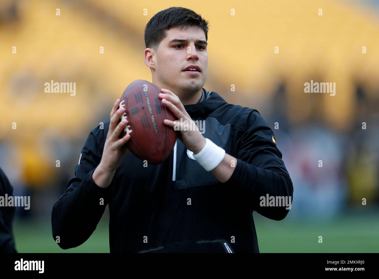 Pittsburgh Steelers quarterback Mason Rudolph warms up before an NFL  football game against the Buffalo Bills in Pittsburgh, Sunday, Dec. 15,  2019. (AP Photo/Keith Srakocic Stock Photo - Alamy