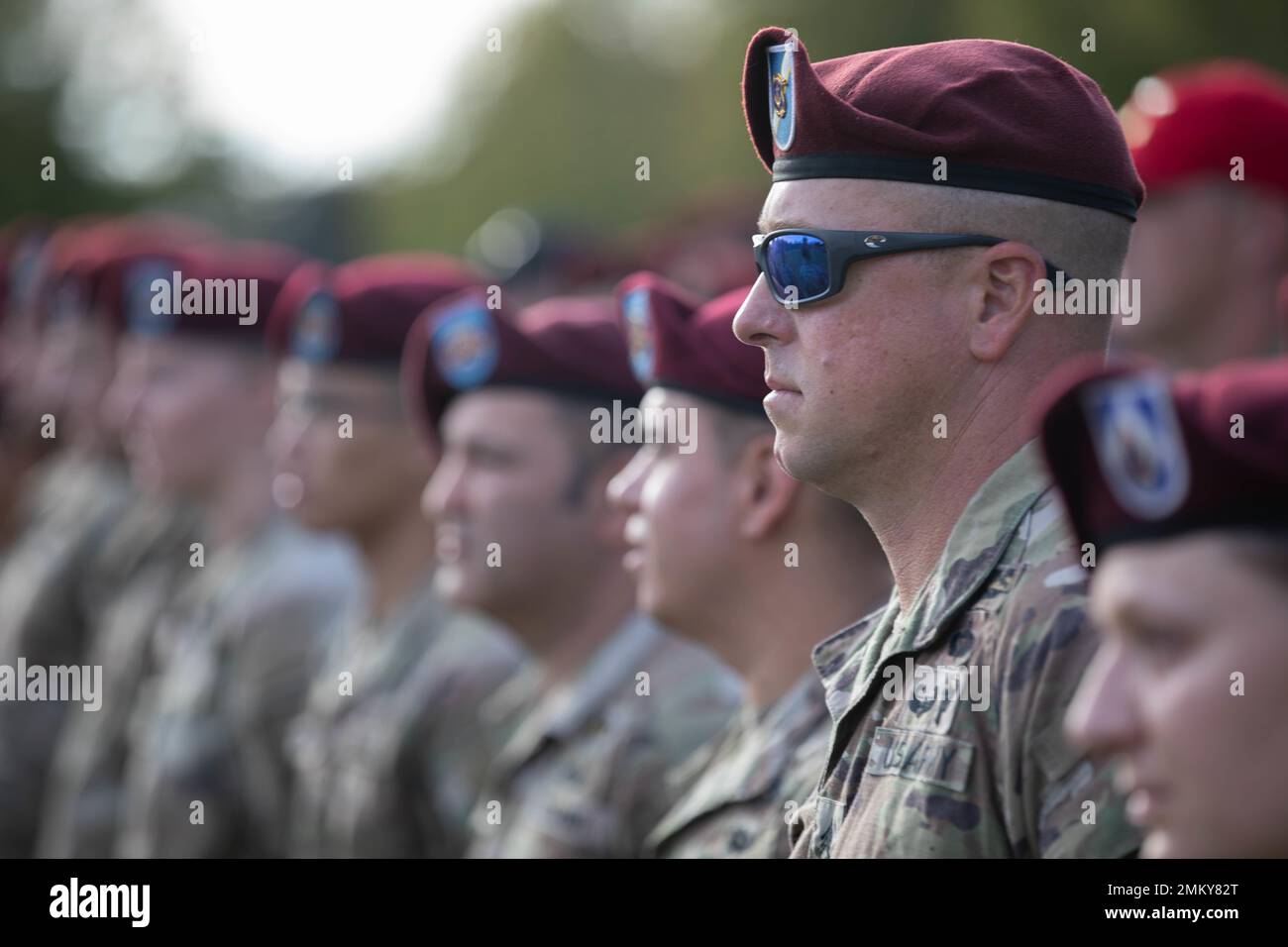 Orange army hi-res stock photography and images - Page 13 - Alamy