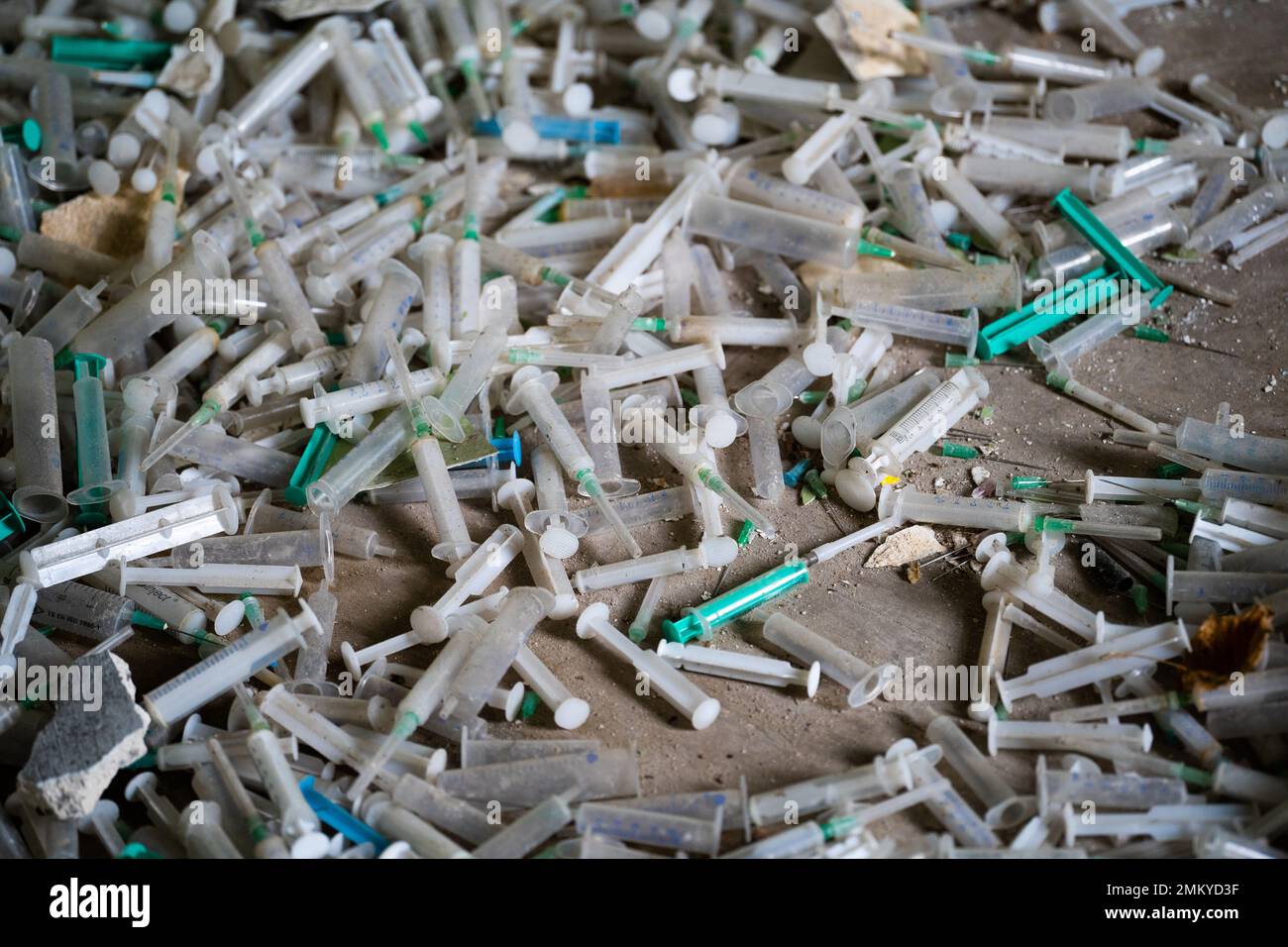 many dirty syringes and needles Stock Photo Alamy