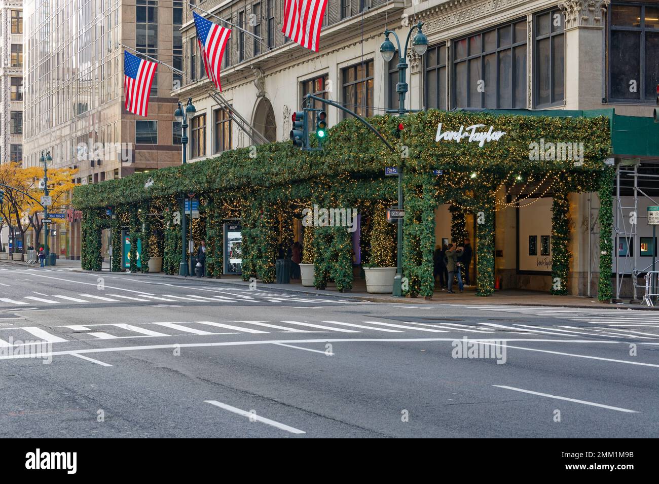 NYC Archive: Lord & Taylor Fifth Avenue department store, dressed for Christmas, 2016. Amazon.com bought the shopping landmark, converted to offices. Stock Photo
