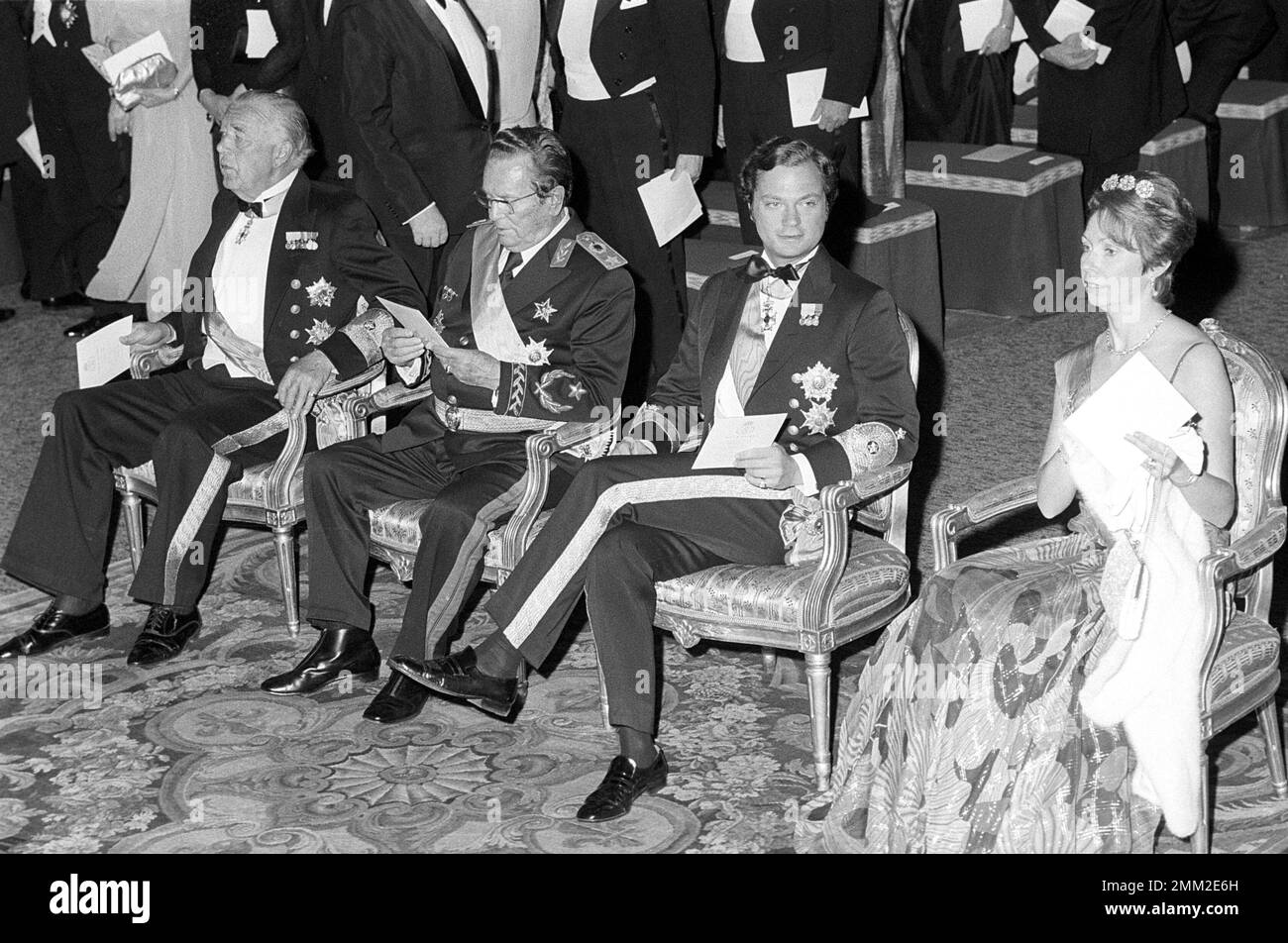 Carl XVI Gustaf, King of Sweden. Born 30 april 1946.  The King Carl XVI Gustaf with former Yugoslavian president Josip Broz Tito (1892-1980) visiting Sweden 29-30 march 1976. Prince Bertil far left, princess Christina to the right. Stock Photo
