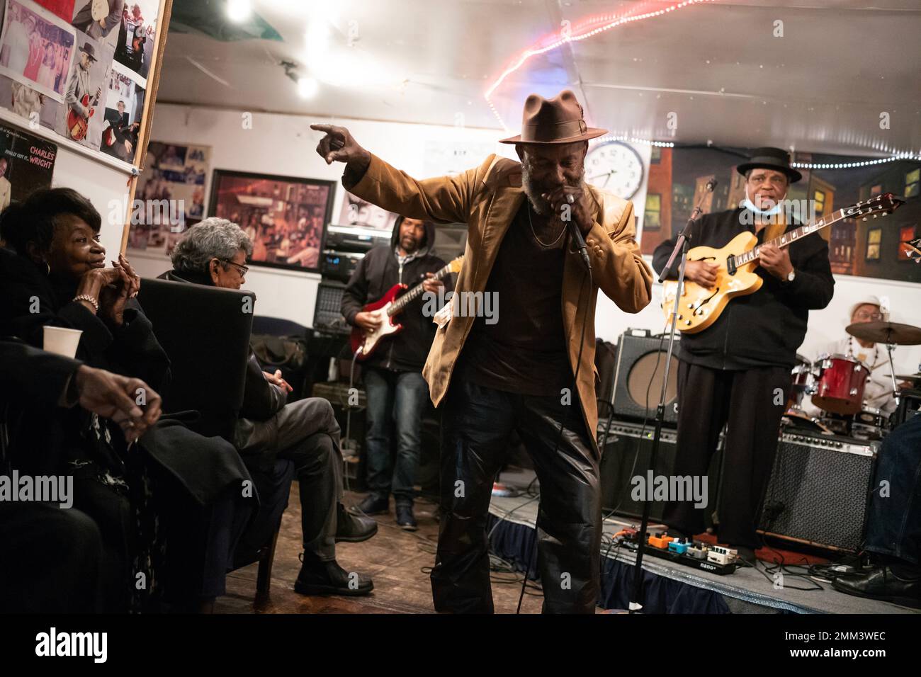 Central avenue los angeles jazz hires stock photography and images Alamy