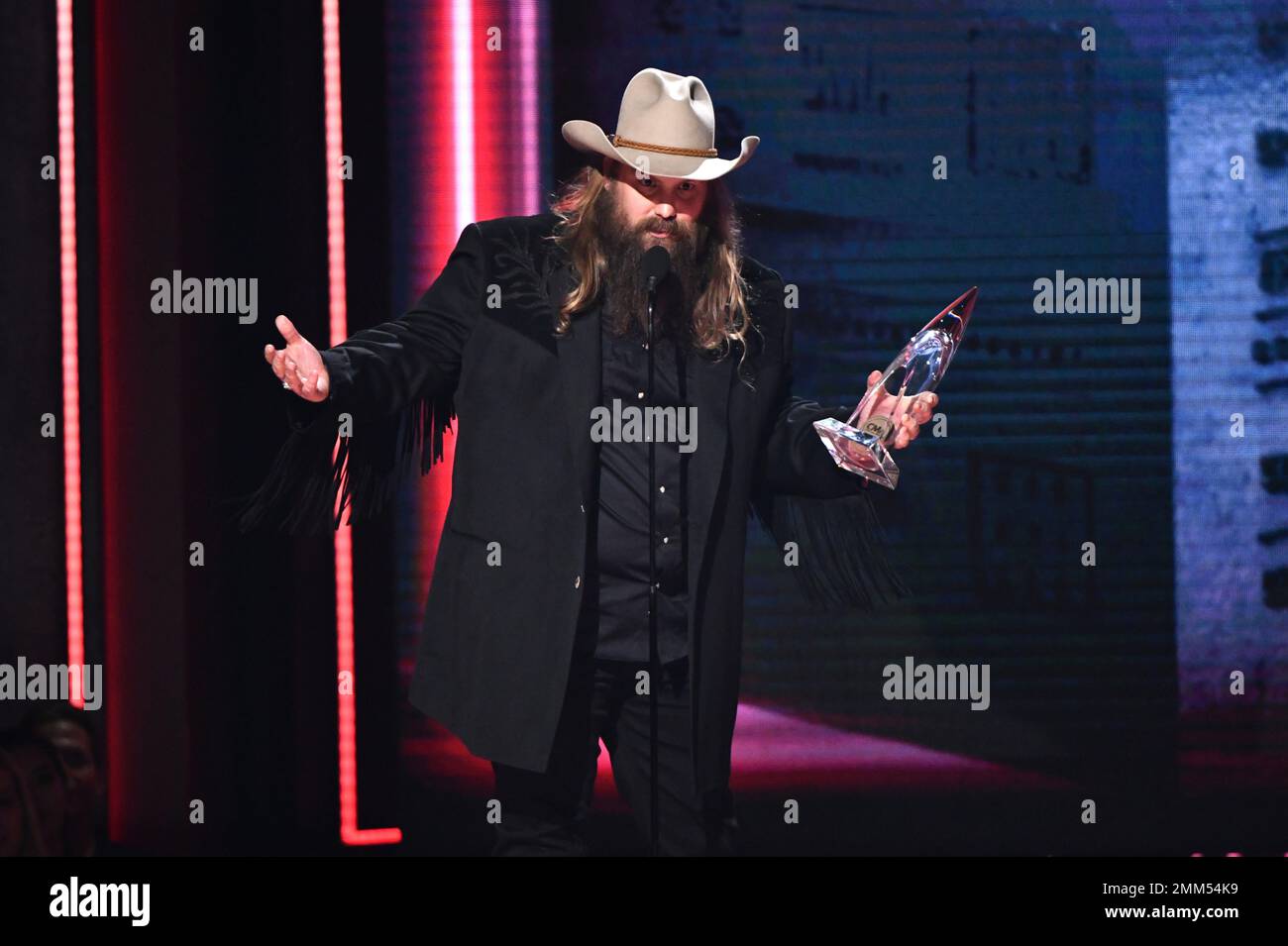 Chris Stapleton accepts the award for male vocalist of the year at the