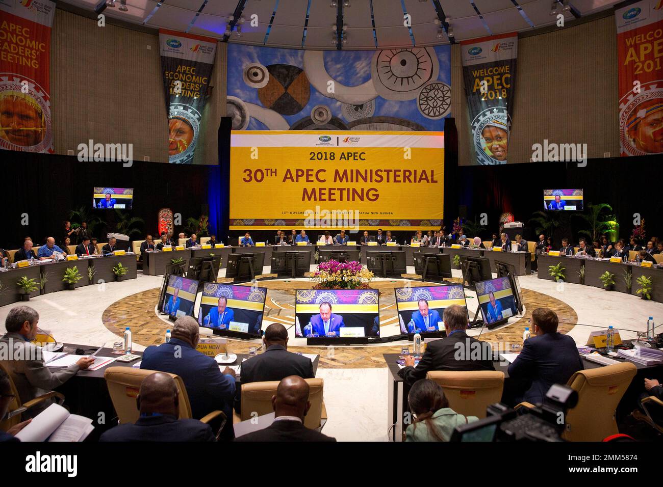 Ministers attend the APEC Ministerial Meeting at the International ...