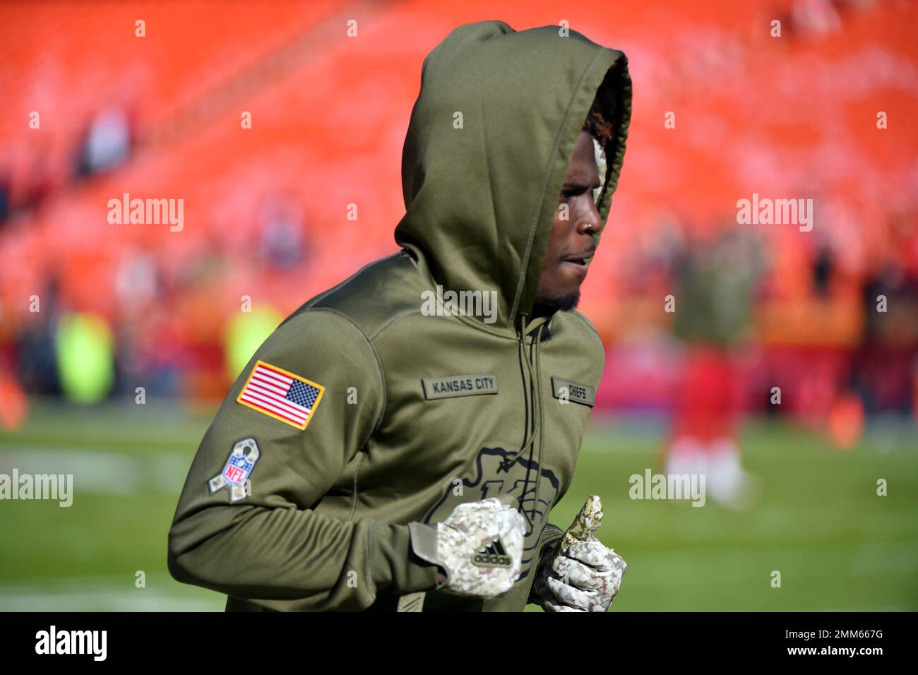 Kansas City Chiefs wide receiver Tyreek Hill wears a jersey and shoulder  patch to mark Salute to Service, before an NFL football game against the  Arizona Cardinals in Kansas City, Mo., Sunday,