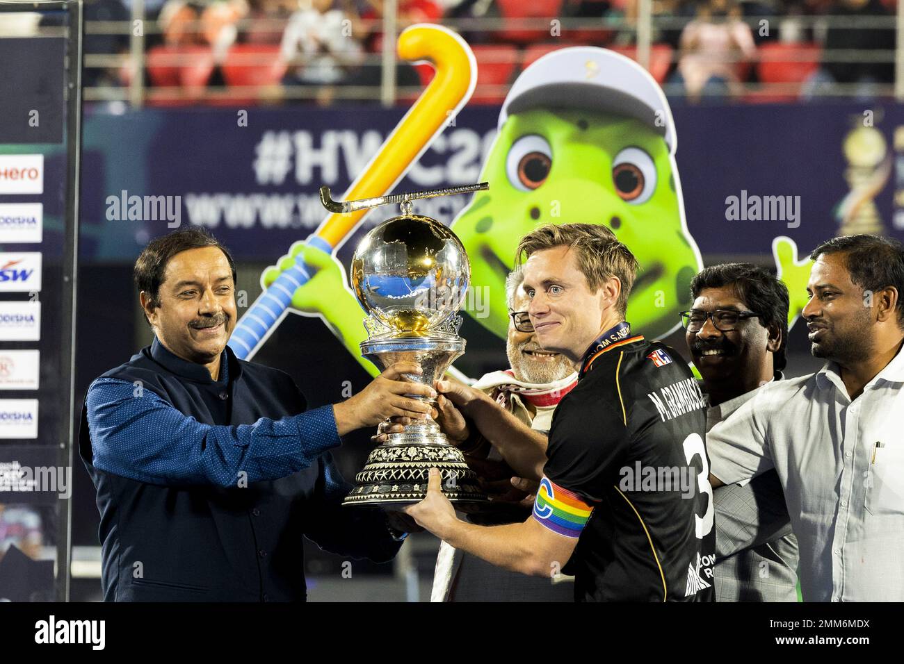 BHUBANESWAR - Germany's captain Mats Grambusch receives the cup after  winning the world title after winning 5-4 in the shoot-outs against Belgium  during the final of the Hockey World Cup in India.