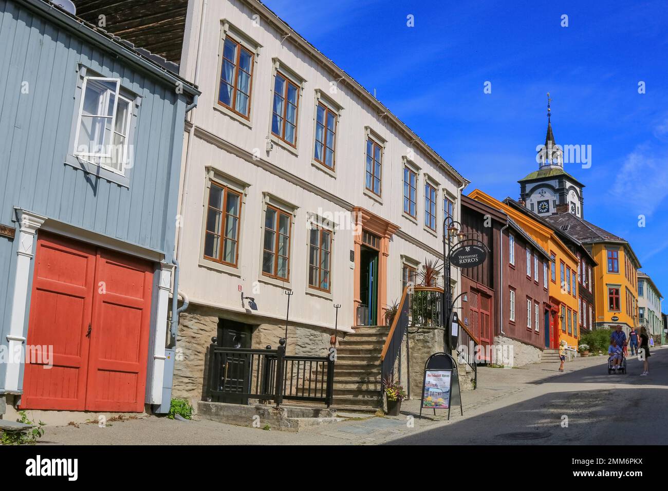 Roeros, Norway 07/29/2022 : Street in the historical downtown in the ...