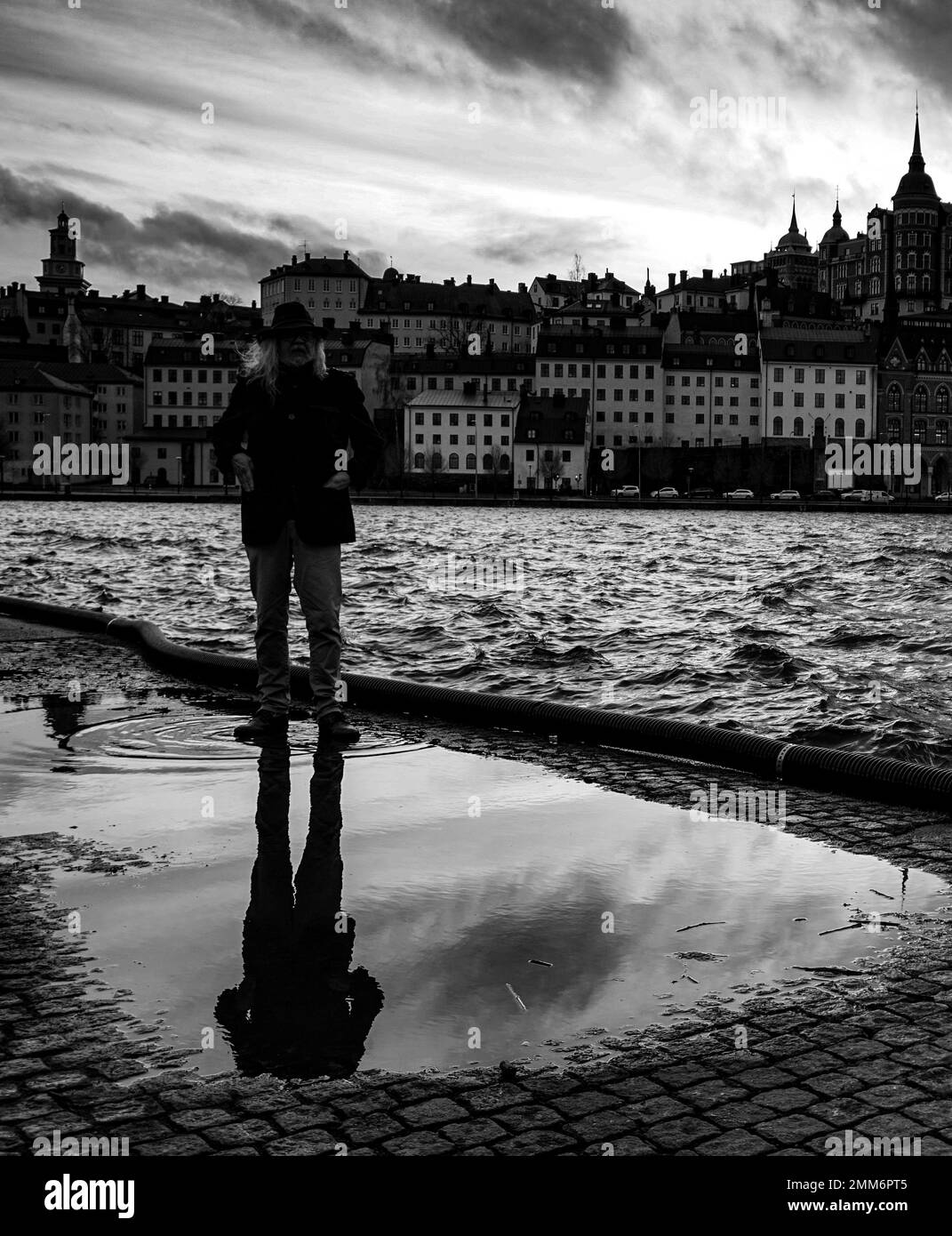 Landscape silhouette standing man Black and White Stock Photos & Images ...