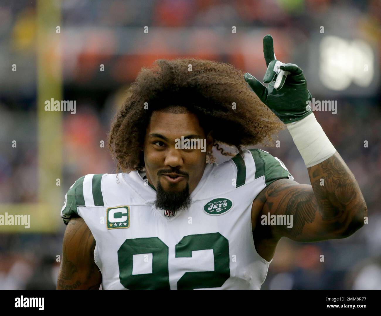 New York Jets defensive end Leonard Williams (92) takes the field
