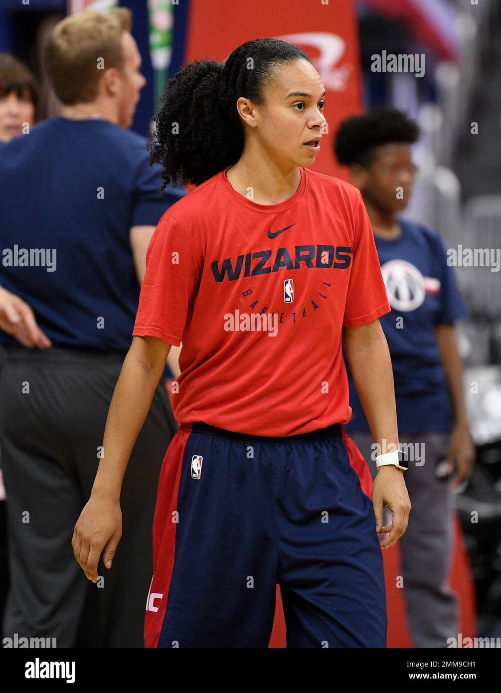 Washington Wizards assistant coach Kristi Toliver stands on the court  before an NBA basketball game against the Miami Heat, Thursday, Oct. 18,  2018, in Washington. (AP Photo/Nick Wass Stock Photo - Alamy