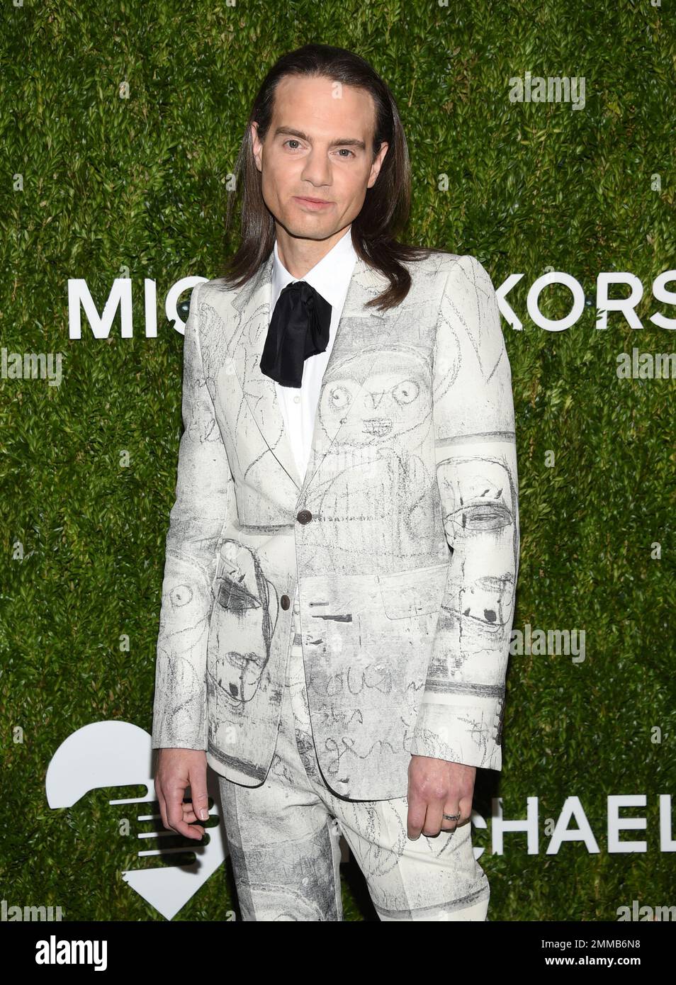 Jordan Roth attends the God's Love We Deliver Golden Heart Awards at