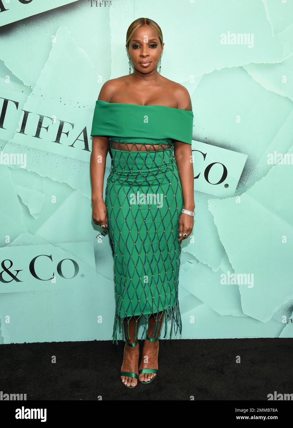 mary j blige green dress Singer Mary J. Blige attends the Tiffany & Co. 2018 Blue Book Collection:  The Four Seasons of Tiffany celebration at Studio 525 on Tuesday, Oct. 9,  2018, in New York. (Photo by