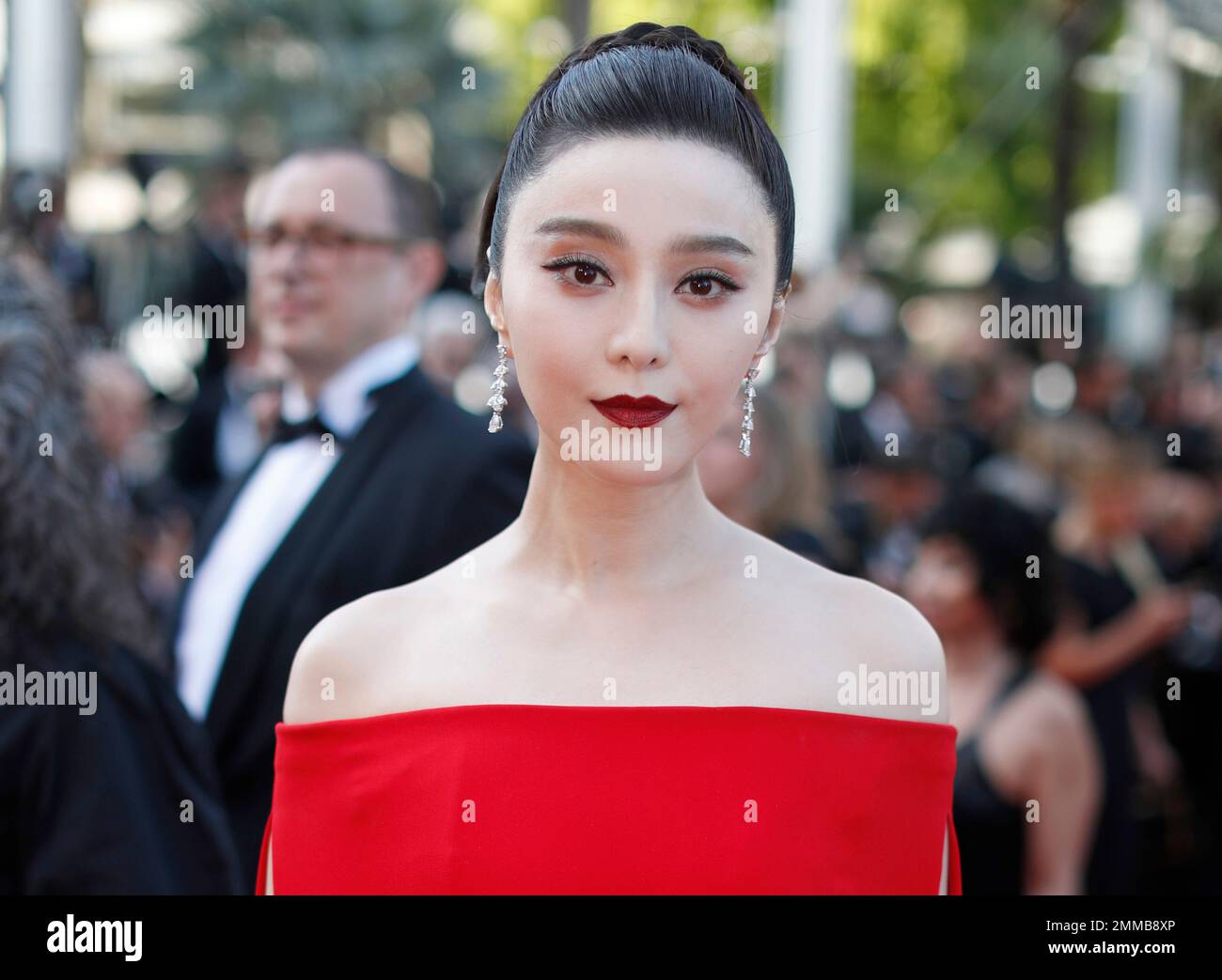 Chinese Actress Fan Bingbing Attends Launch Event Louis Vuitton Perfume –  Stock Editorial Photo © ChinaImages #236261704