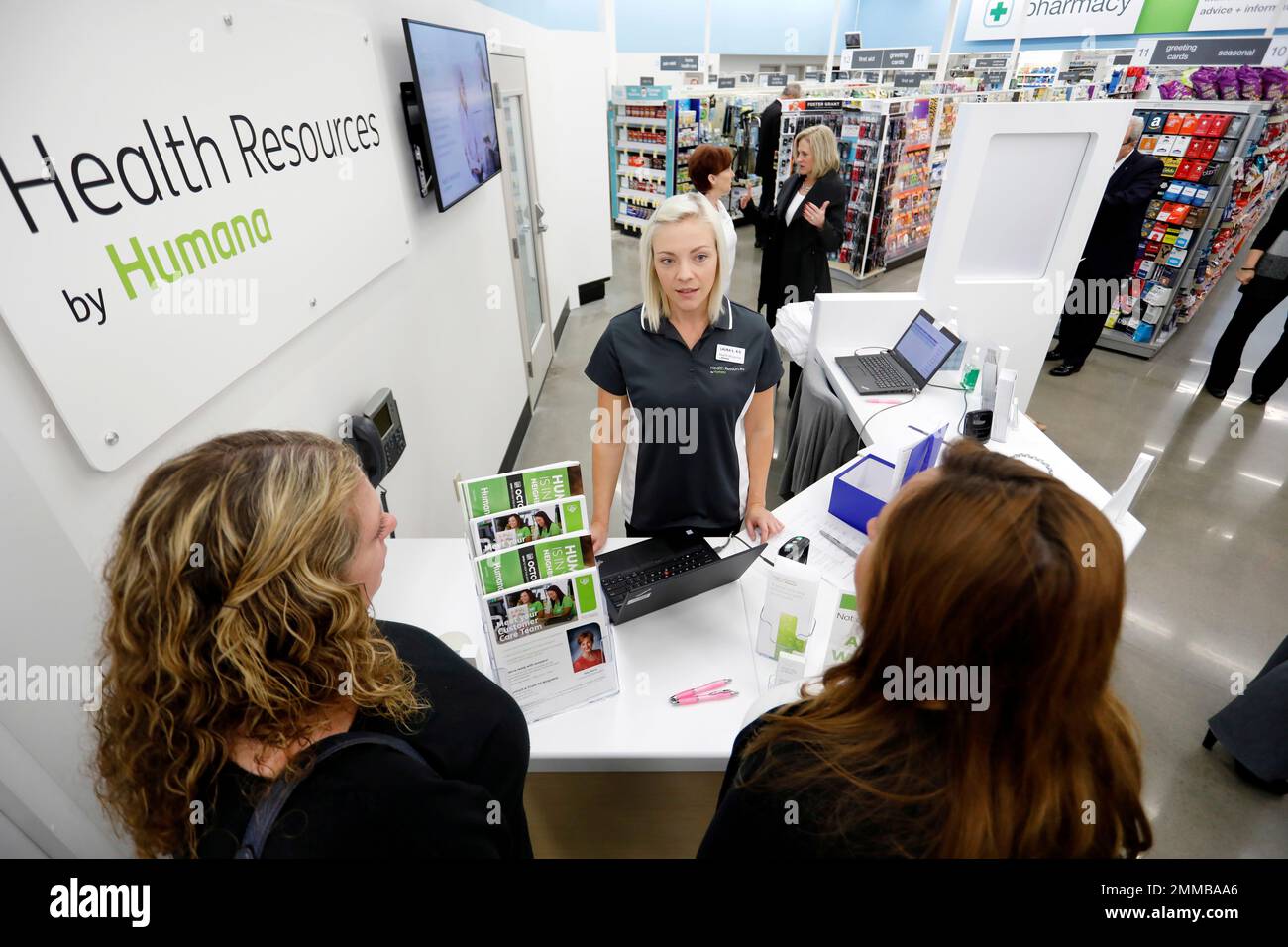 IMAGE DISTRIBUTED FOR FOR HUMANA/WALGREENS Registered dietician Laura