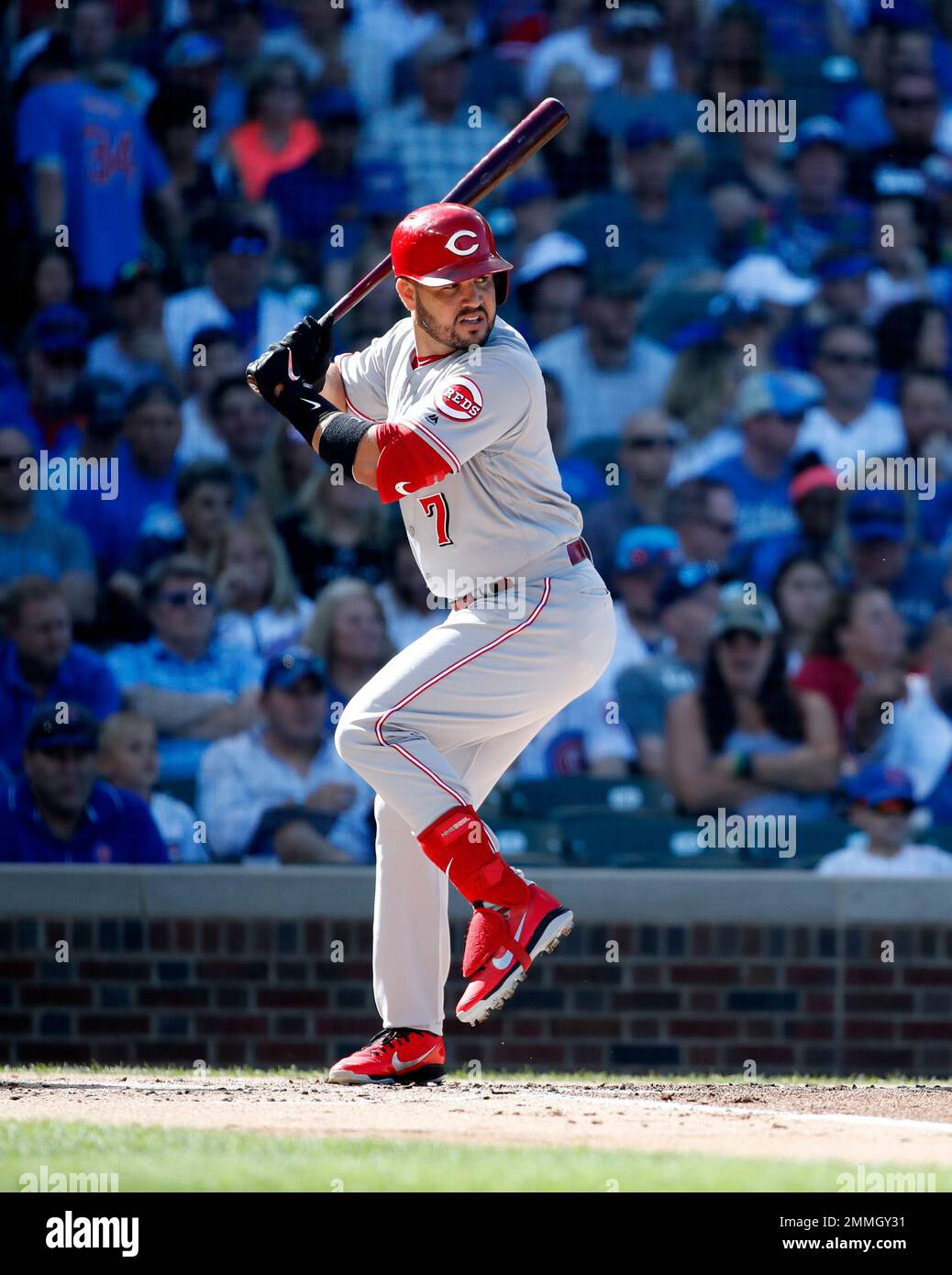 Cincinnati Reds third baseman Eugenio Suarez (7) stands in the batters