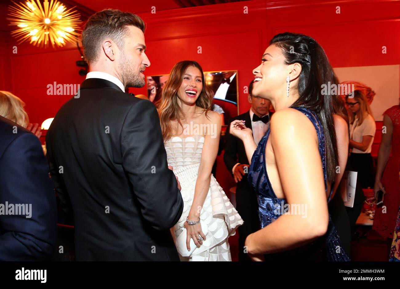 EXCLUSIVE - Jusitn Timberlake, from left, Jessica Biel, and Gina Rodriguez appear in the Lindt Chocolate Lounge at the 70th Primetime Emmy Awards on Monday, Sept. 17, 2018, at the Microsoft Theater in Los Angeles. (Photo by John Salangsang/Invision for the Television Academy/AP Images) Stock Photo